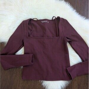 Abercrombie & Fitch Square Neck Long Sleeve Strappy Ponte Crop Top Maroon Red